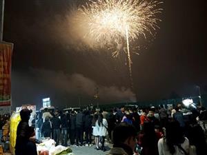 Hưng Yên: Tưng bừng màn bắn pháo hoa chào đón năm mới 2023