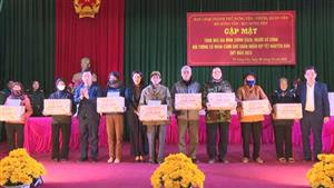 Quan tâm, chăm lo Tết cho người có công, thân nhân người có công với cách mạng