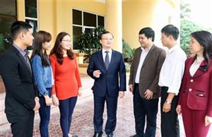 Bí thư Tỉnh ủy Đỗ Tiến Sỹ gặp mặt báo chí nhân dịp đầu năm mới 2016