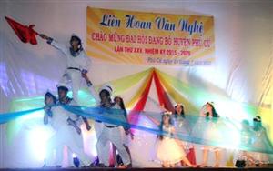 Huyện Phù Cừ tổ chức “Thắp nến tri ân” các Anh hùng Liệt sỹ và  “Liên hoan văn nghệ chào mừng Đại hội Đảng bộ huyện lần thứ XXV”