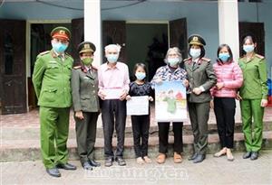 Hội phụ nữ Công an tinh: Chung sức vì công đồng