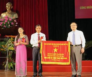 LĐLĐ tỉnh Hưng Yên: Biểu dương “Lao động giỏi” tiêu biểu trong công nhân, viên chức, lao động giai đoạn 2013 – 2015