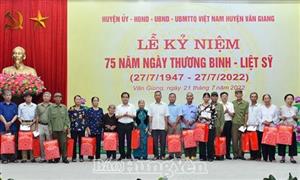 Huyện Văn Giang tổ chức lễ kỷ niệm 75 năm Ngày Thương binh - Liệt sỹ