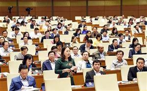 Ngày làm việc thứ chín, Kỳ họp thứ 10, Quốc hội khóa XIV: Tiếp tục thảo luận các vấn đề kinh tế - xã hội