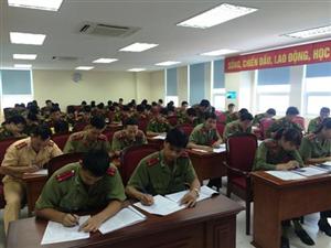 Đảng ủy Công an tỉnh hoàn thành mở lớp bồi dưỡng LLCT dành cho đối tượng kết nạp Đảng năm 2015