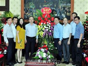 Lãnh đạo tỉnh chúc mừng các cơ quan báo chí nhân Ngày Báo chí Cách mạng Việt Nam 21.6