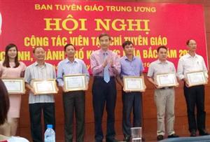 Hội nghị cộng tác viên Tạp chí Tuyên giáo các tỉnh phía Bắc năm 2016