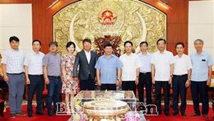 Đoàn doanh nghiệp Diễn đàn đầu tư kinh tế Châu Á - Hàn Quốc tìm hiểu môi trường đầu tư ở Hưng Yên