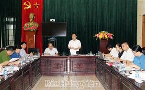 Giám sát việc lãnh đạo, chỉ đạo tổ chức thực hiện công tác bầu cử và việc kiện toàn tổ chức, sắp xếp bộ máy, cán bộ tại huyện Tiên Lữ