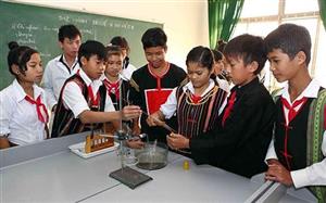 Lợi dụng vấn đề ngôn ngữ để chống phá, chia rẽ khối đại đoàn kết dân tộc