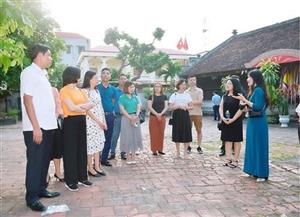 Những người kể chuyện về di tích Phố Hiến