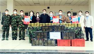 Nhiều hoạt động thăm, tặng quà Tết