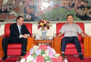 Bí thư Tỉnh ủy Đỗ Tiến Sỹ tiếp và làm việc với Quyền Đại sứ, Tham tán sứ quán nước Cộng hòa Belarus tại Việt Nam