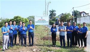 Khánh thành hàng cây thanh niên chào mừng Đại hội đại biểu Đoàn TNCS Hồ Chí Minh tỉnh lần thứ XVI