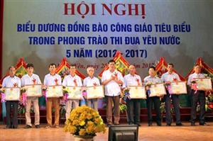 Hưng Yên: Biểu dương đồng bào công giáo tiêu biểu trong phong trào thi đua yêu nước