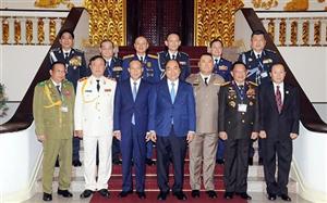 Thủ tướng Nguyễn Xuân Phúc tiếp Ðoàn đại biểu các Trưởng đoàn dự Hội nghị Tư lệnh Cảnh sát các nước ASEAN
