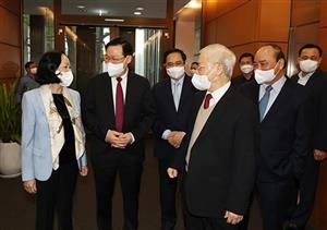 Kết hợp xây dựng với chỉnh đốn Đảng: Bài học trong quá trình đổi mới đất nước