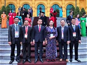 Những điển hình trong phong trào thi đua