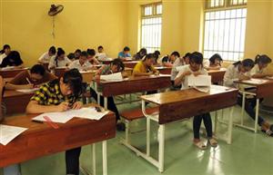 Trên 700 thí sinh dự thi tuyển sinh vào lớp 10 Trường THPT Chuyên Hưng Yên