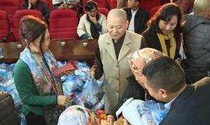 1.000 suất quà tết được tặng cho hộ nghèo, nạn nhân chất độc da cam tỉnh Hưng Yên