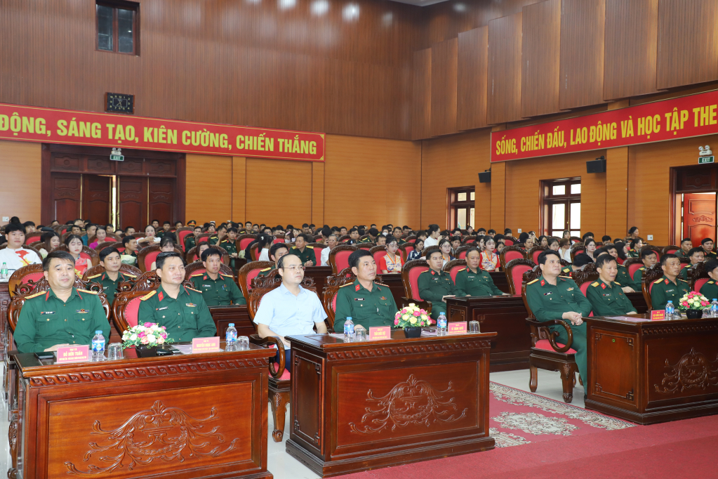Liên hoan nghệ thuật quần chúng LLVT tỉnh và thanh niên, sinh viên