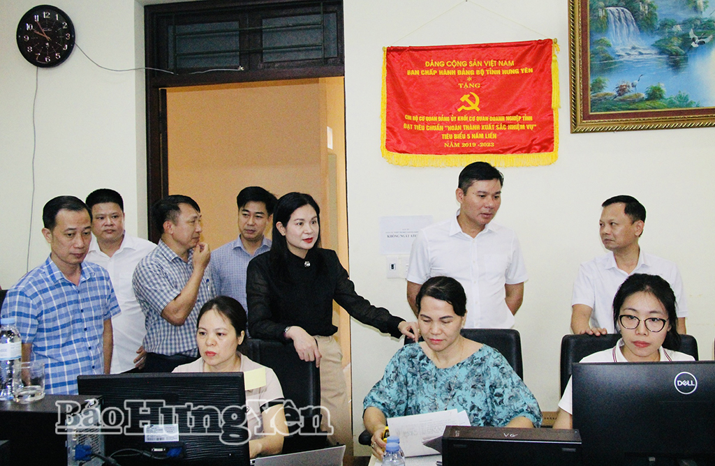 Kiểm tra công tác quản lý, sử dụng các cơ sở nhà, đất dôi dư và tình hình giải ngân vốn đầu tư công