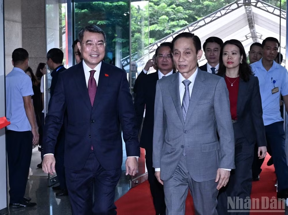 Ngoại giao phục vụ phát triển đất nước trong giai đoạn mới với tư duy đột phá, hành động quyết liệt