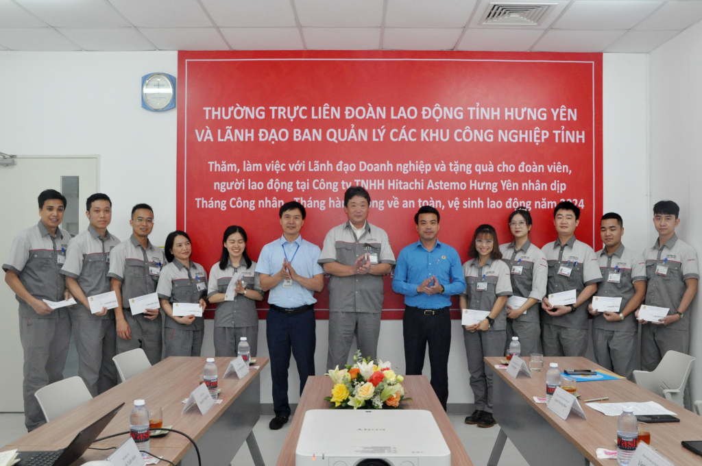 Lãnh đạo Liên đoàn Lao động tỉnh thăm, làm việc tại Công ty TNHH Hitachi Astemo Hưng Yên
