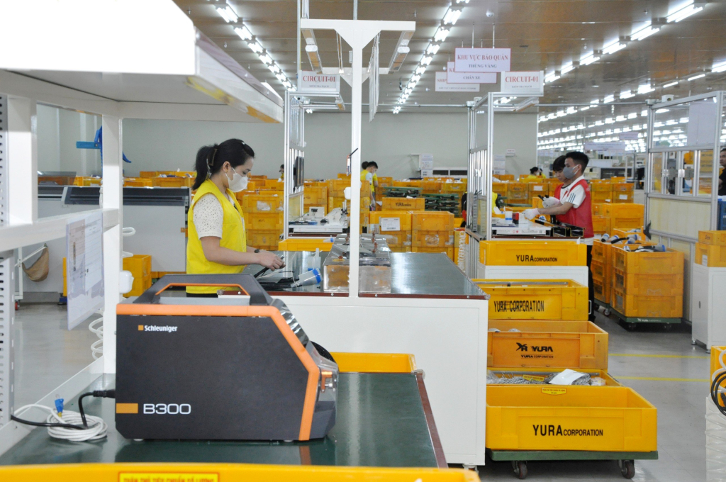 Sôi nổi hoạt động trong Tháng công nhân