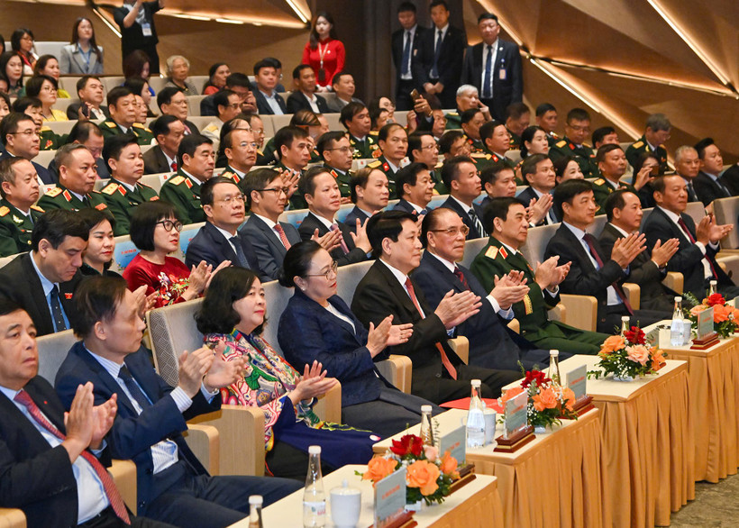 Chủ tịch nước Lương Cường dự Lễ kỷ niệm 50 năm Quốc khánh Lào và 105 năm ngày sinh Chủ tịch Kaysone Phomvihane