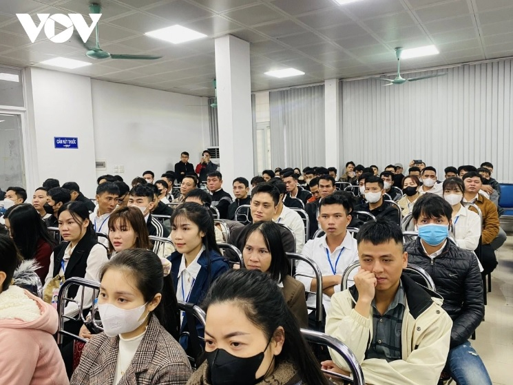 Người lao động cảnh giác nếu được tư vấn không cần học tiếng khi đi XKLĐ