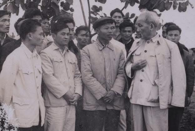 Bài 1: Tư tưởng “Phải khéo dùng cán bộ” của Chủ tịch Hồ Chí Minh