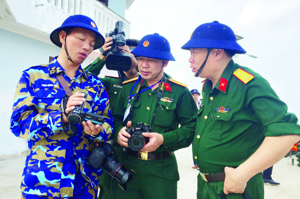 Vài kỷ niệm về nghề báo