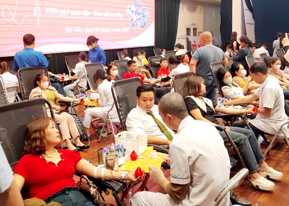 Thị xã Mỹ Hào: Sôi nổi phong trào hiến máu tình nguyện