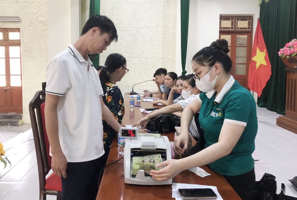 Bồi thường, hỗ trợ giải phóng mặt bằng phục vụ Dự án xây dựng đường trục ngang kết nối QL.39 (km22+550) với ĐT.376