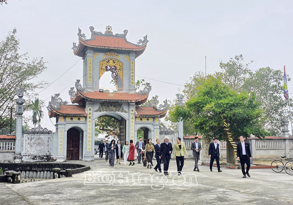 Phát huy bản sắc văn hóa góp phần phát triển du lịch