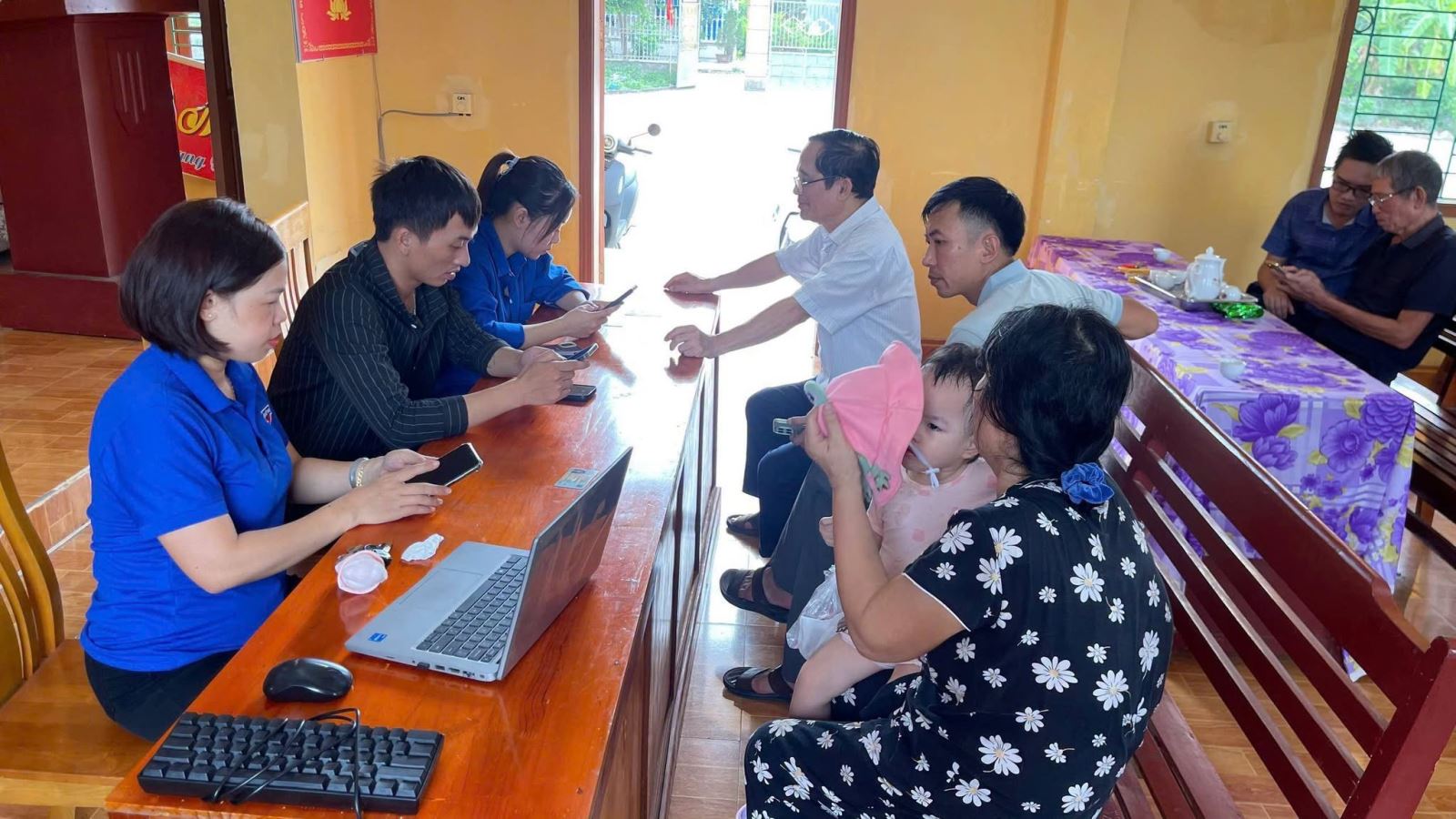 MÔ HÌNH “1+30 - THANH NIÊN ĐỒNG HÀNH CÙNG CÔNG DÂN SỐ”: SÁNG KIẾN TRONG CHUYỂN ĐỔI SỐ CỦA TUỔI TRẺ HƯNG YÊN