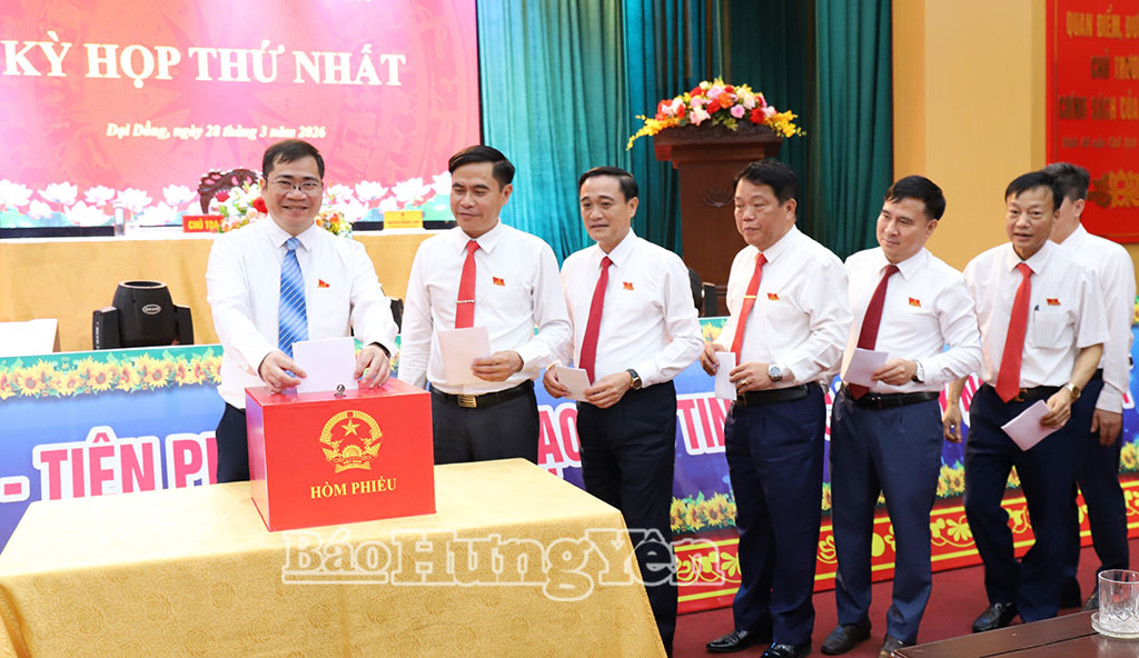 Các xã Đại Đồng, Yên Mỹ kiện toàn tổ chức bộ máy chính quyền địa phương