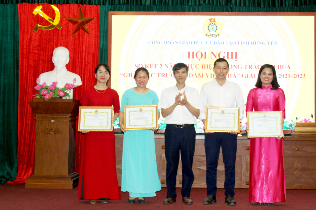 Sơ kết 2 năm thực hiện phong trào “Giỏi việc trường- Đảm việc nhà” giai đoạn 2021-2023