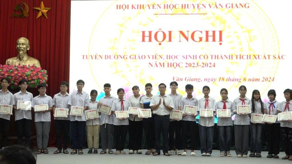 Công tác khuyến học, khuyến tài ở huyện Văn Giang