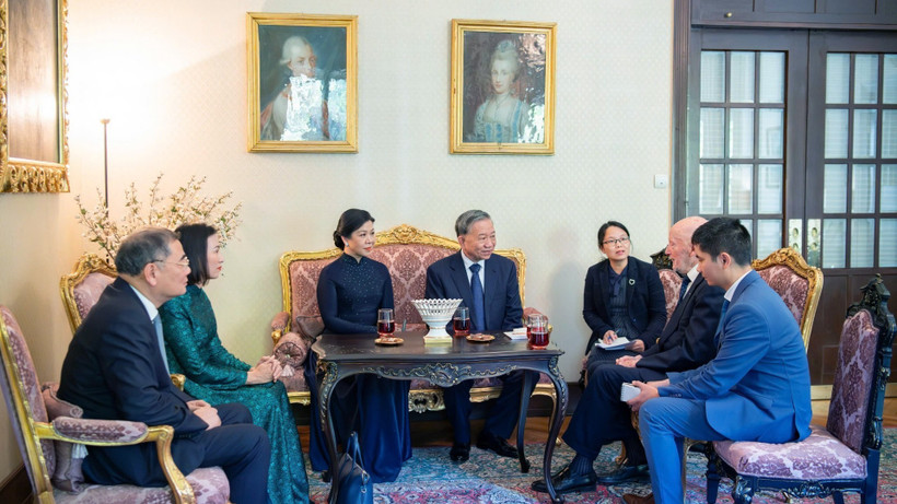 Tổng Bí thư Tô Lâm thăm nơi Bác Hồ từng ở tại Bulgaria