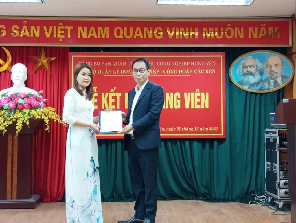 Tạo nguồn phát triển đảng viên trong tổ chức công đoàn