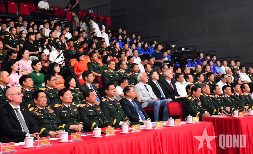 Hội Nạn nhân chất độc da cam/dioxin Việt Nam đón nhận Huân chương Lao động hạng Nhì