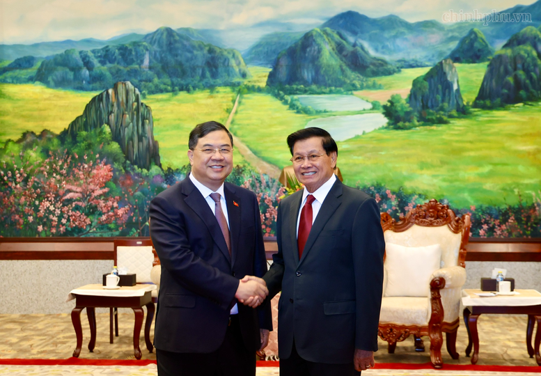 Phó Thủ tướng Thường trực Phạm Gia Túc chào xã giao Tổng Bí thư, Chủ tịch nước và Thủ tướng Lào