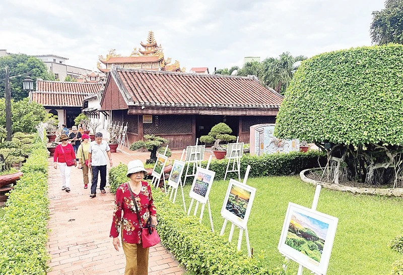 Về nguồn nơi di tích Dục Thanh