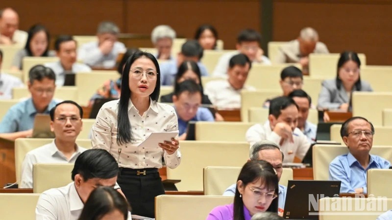 Cần thiết luật hóa dạy thêm, học thêm