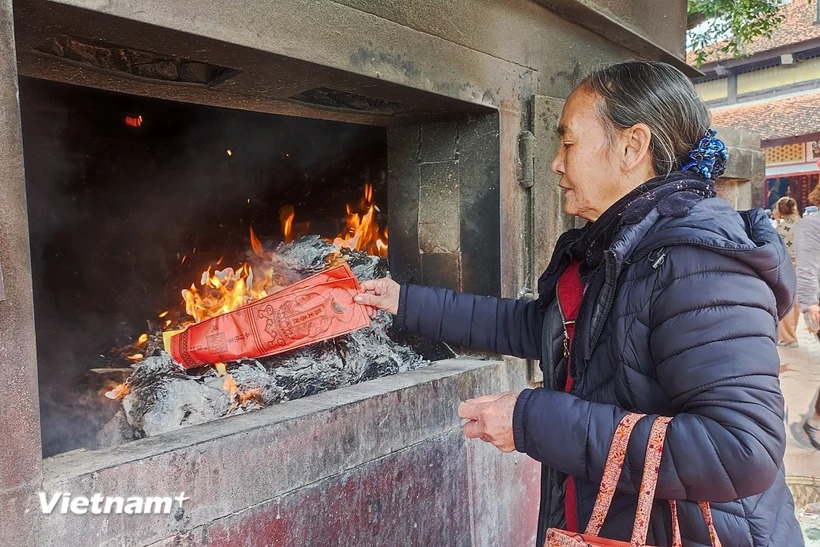 Khuyến cáo nguy cơ cháy, nổ từ đốt vàng mã trong dịp Rằm tháng Bảy Âm lịch